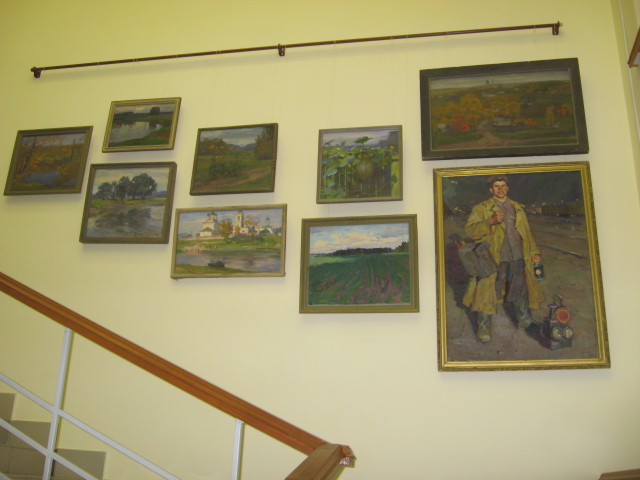 Картины П.С. Семенова на выставке в музее октябрь 2009 г. (2).JPG